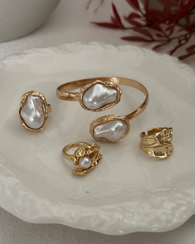 Gold Pearl Rings And Bracelet Set