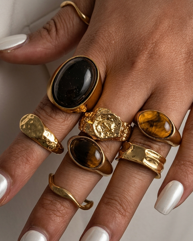 Gold Retro 8 Piece Rings Set