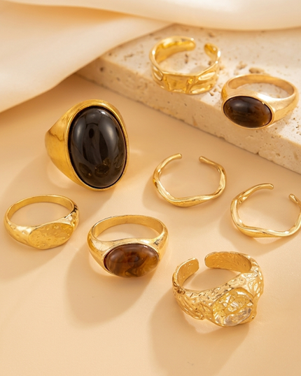 Gold Retro 8 Piece Rings Set